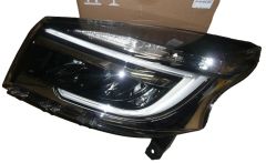 Esituli Vasak Uus Originaal 260602422R Renault Trafic 3