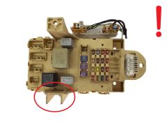 Kaitsmete kast Toyota 82730-0D040 20831