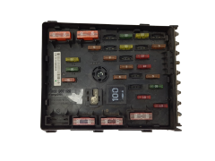 Kaitsmete kast 3C0937125 6359-2777 VW SEAT Audi 20815