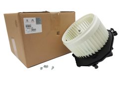 Salongi Ventilaatori Mootor Uus Originaal Citroen Peugeot Berlingo Partner II 6441AR