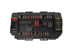 Kaitsmete kast 6114 V7 9337879 01 19451.000.001 BMW 19145