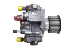 Sissepritsepump 294000-0420 RF7J13800A Denso Mazda