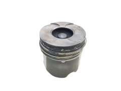 Mootorikolb U 7701473483 2.2 dCi DTCi Renault Opel