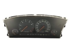 Tahhomeeter Mazda 626 GL84C