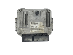 Juhtplokk 0281015979 39111-2A170 71AM400MCVEHI01U KIA Bosch