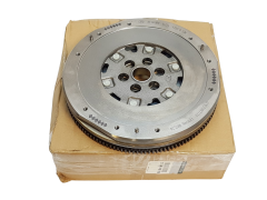 Hooratas Renault Nissan 123104BB0A Originaal