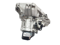 Käigukast Uus Originaal JH3304 7701723434 1.6 Dacia Nissan Tiida