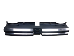 Radiaatorivõre 9256947877 7804.89 Peugeot 605