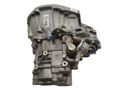 Käigukast Uus Originaal ND0009 8200361232 Renault Megane 2 2.0T