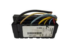 Kaitsmete kast Citroen Peugeot 9636079380 3811