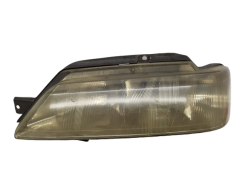 Esituli Vasak Peugeot 605 6204J1 88200843 Valeo