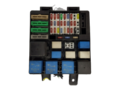 Kaitsmete kast Hyundai 9100617700