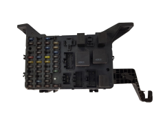 Kaitsmete kast Ford 1S7T-14A073-AE 18811