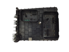 Kaitsmete kast VW Audi 1K0937124H 0-1534502-1 18968