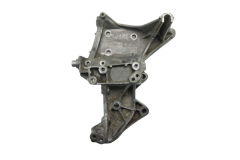 Mootorikinnitus 8200054611 2,0 16v Renault Scenic