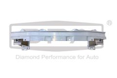 Põrkeraua kinnitus Ees 760807109B 88071851502 VW Touareg DPA