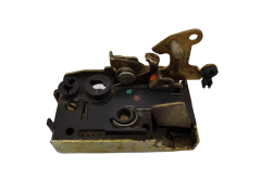 Ukse luku mehhanism Vasak Taga 96056005 Citroen ZX Kiekert