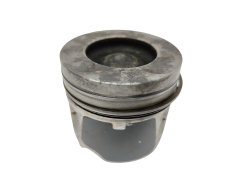 Mootorikolb 120A13832R 1.6 DCI R9M402 T Renault