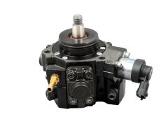 Sissepritsepump Uus Originaal 1670000Q1T 167002972R Renault Nissan