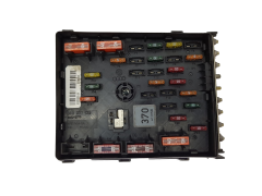 Kaitsmete kast 3C0937125 6359-2777 VW SEAT Audi 19501