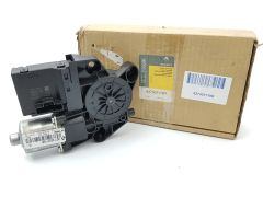 Akende regulaatori mootor Parem Taga Originaal Renault Scenic 3 827303178R