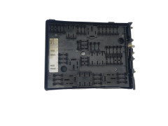 Kaitsmete kast 1K0937124K VW Audi Skoda Seat 40463
