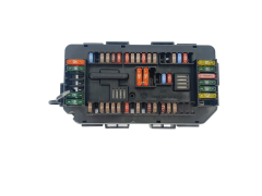 Kaitsmete kast 6114 V7 9337879 01 BMW 37887