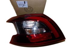 Lamp Parem Originaal 9823728680 Peugeot