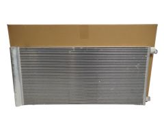 Konditsioneeri kondensaator Renault 921006188R Originaal