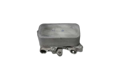 Õlijahuti Tehke VW Audi 7P0317037 33171432201 Vika