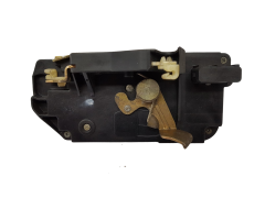 Ukse luku mehhanism Vasak Taga 913737 Peugeot 306 Kiekert