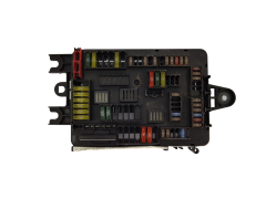 Kaitsmete kast 6114 V8 926111102 19178.000.001 BMW