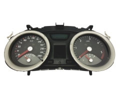 Tahhomeeter Renault Megane 2 8200399700 B 43764