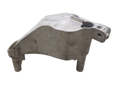 Kinnitus, Klamber Opel Astra K 13366780 GM
