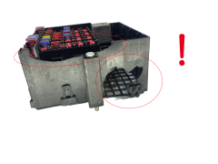 Kaitsmete kast 8V5T-14A005-HEG EET1-E-12285076-000 Ford