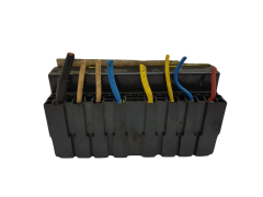 Kaitsmete kast Citroen Peugeot 9636079380 3817