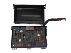 Kaitsmete kast 22785253 1110117AD AU1 GM Opel Chevrolet