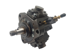 Sissepritsepump Bosch 55267246 0445010466 0928400825 1.6 2.0 D Fiat 1031
