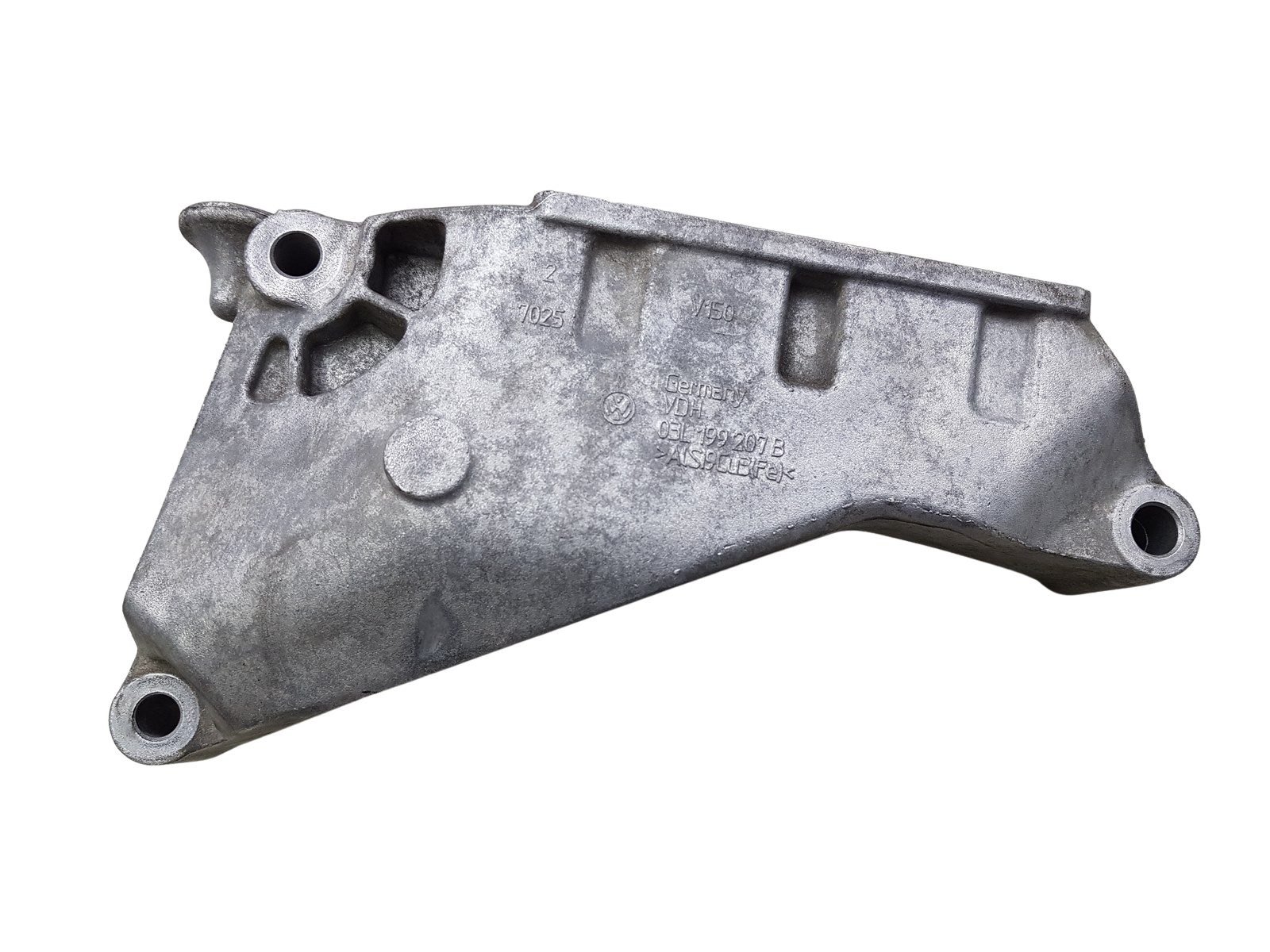 Kinnitus, Klamber VW T5 03L199207B 2.0 TDI main product photo