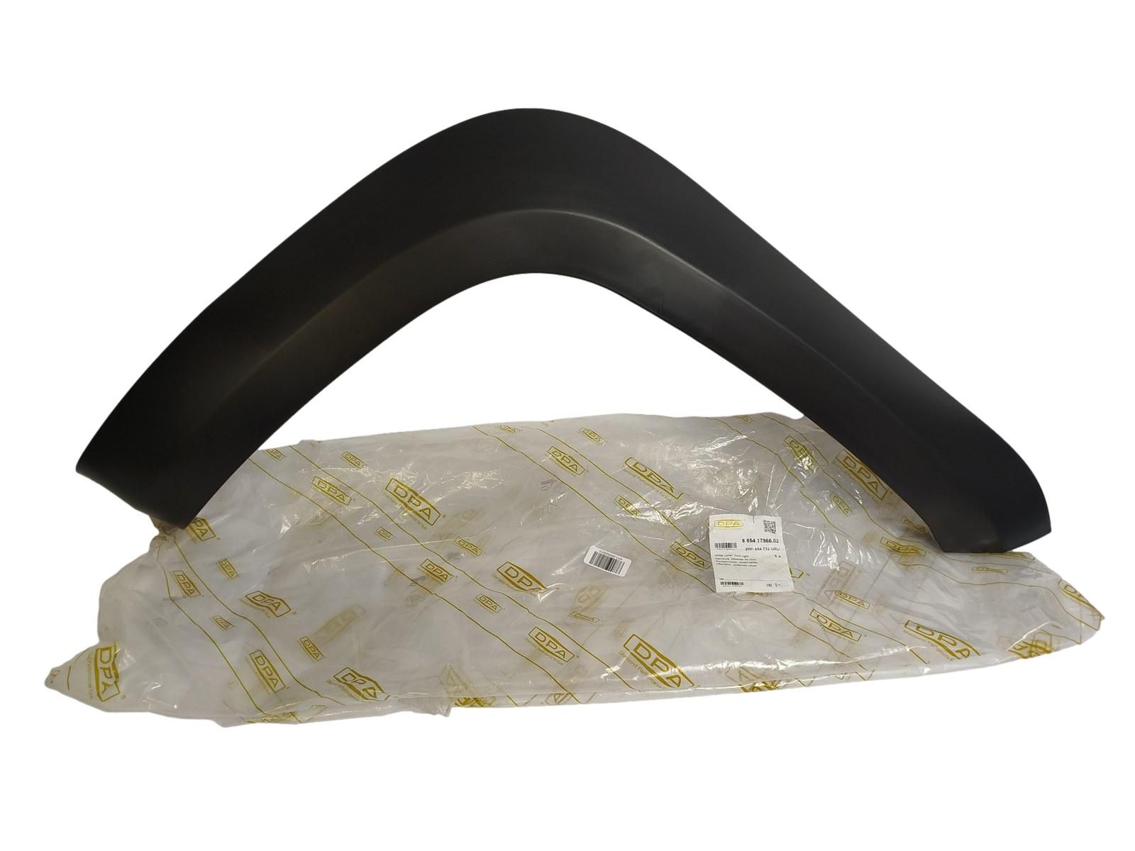 Poritiiva liist Parem Ees Tehke VW Amarok 2HH854732 88541796602 DPA main product photo