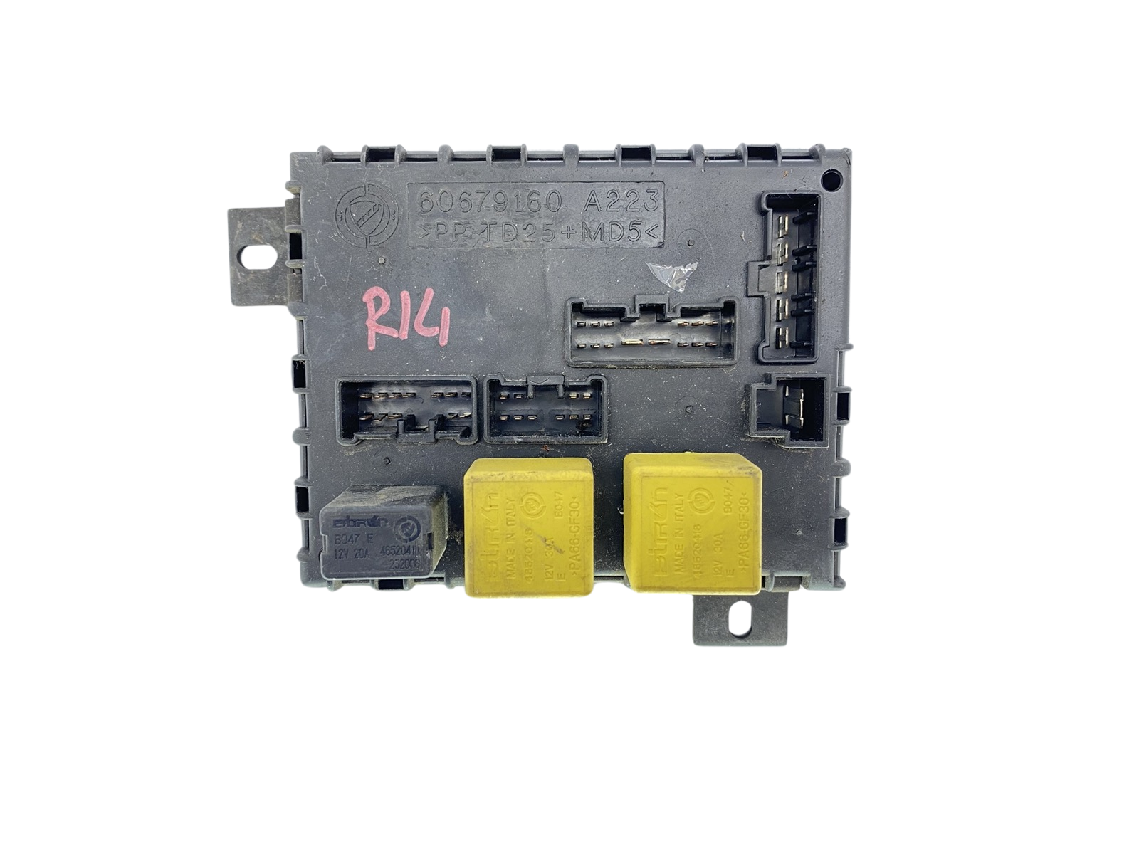 Kaitsmete kast Alfa Romeo 60679160 64105 main product photo