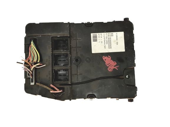 Juhtplokk Renault UCH X84 N2 8200309690 S118400220D Siemens 21297 main product photo