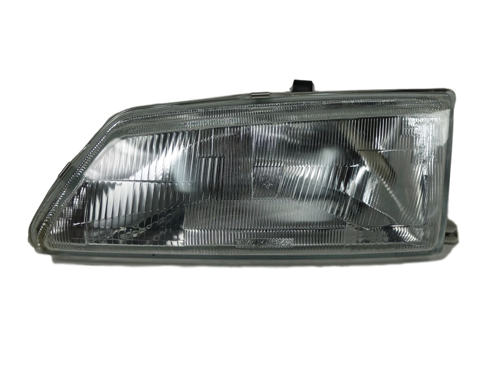 Esituli Vasak Peugeot 106 6204C2 TYC main product photo