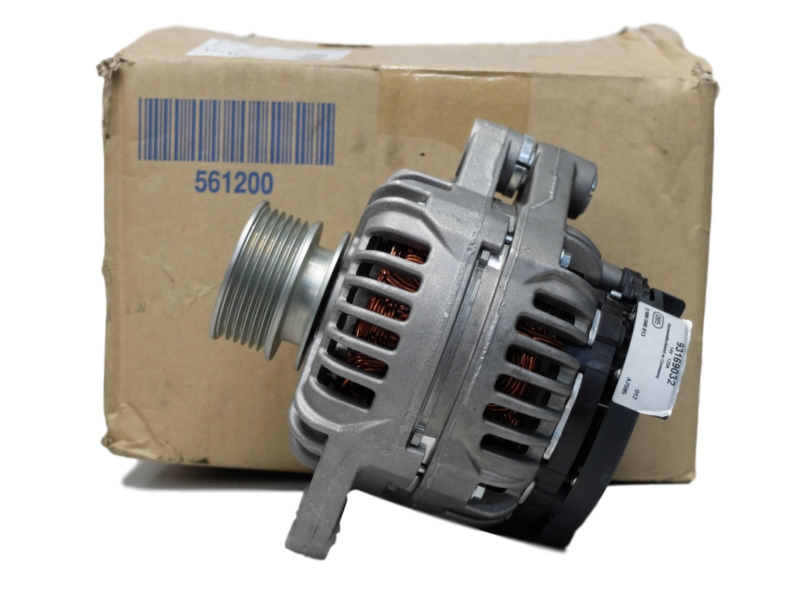 Generaator 0986048813 93169032 Opel Alfa Romeo Lancia Uus main product photo